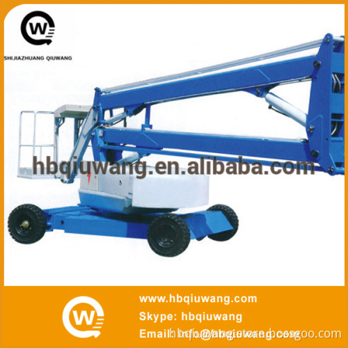 Self-propelled Cherry Picker